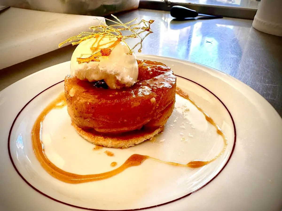 Logis Hotel Restaurant Le Grand Puech Mimet